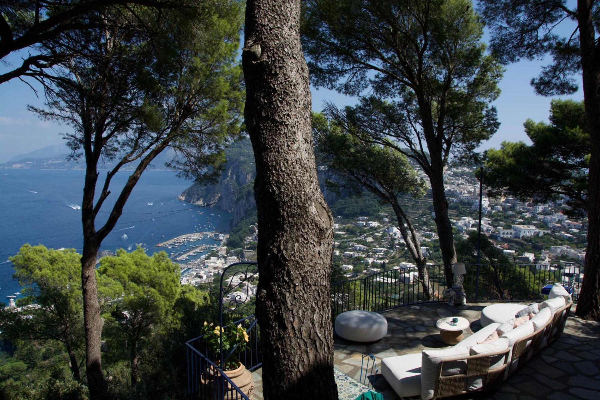 La Casa Nel Bosco Hotel Capri Exterior photo